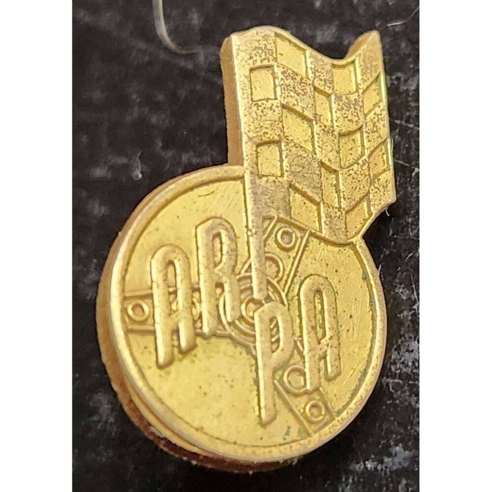 ARPA Racing Flag‎ Lapel Pin Gold Tone